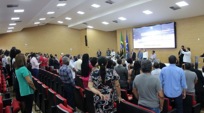 Secretária de Gênero e Etnia do Sintero recebe voto de louvor na ALE/RO