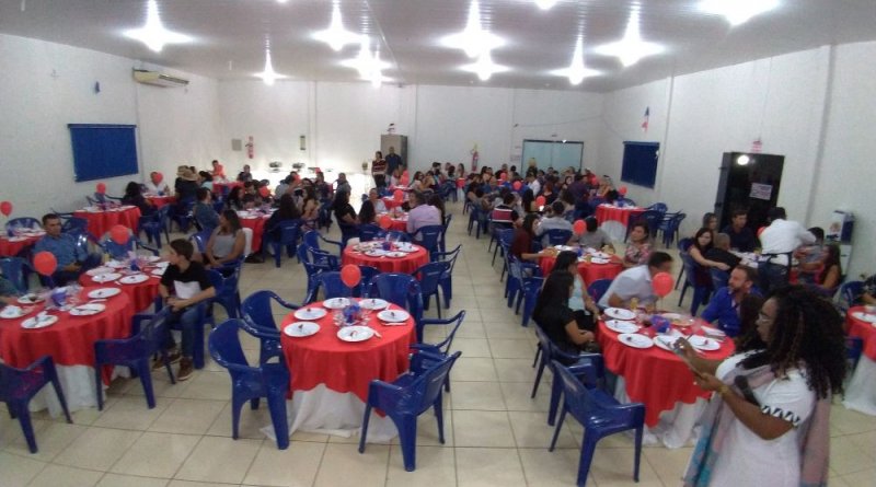 Confraternização com trabalhadores em educação na Regional Guaporé