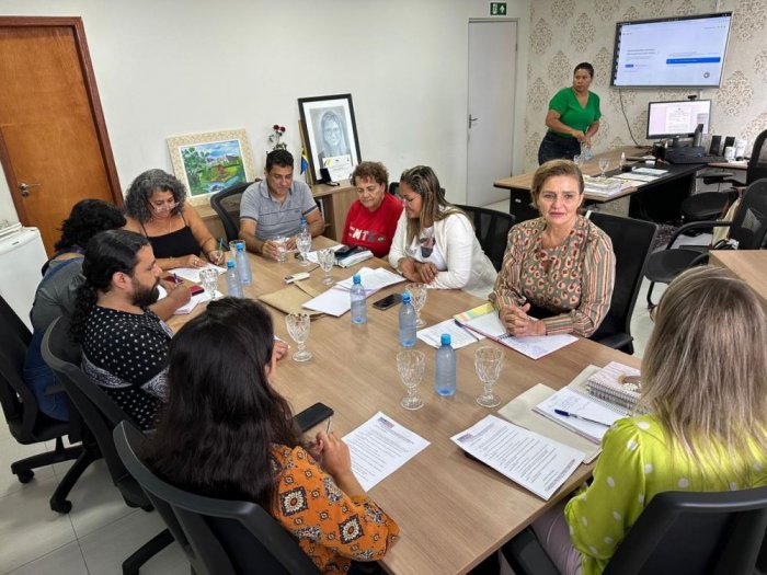 Sintero debate reivindicações da categoria com Secretaria Municipal de Educação