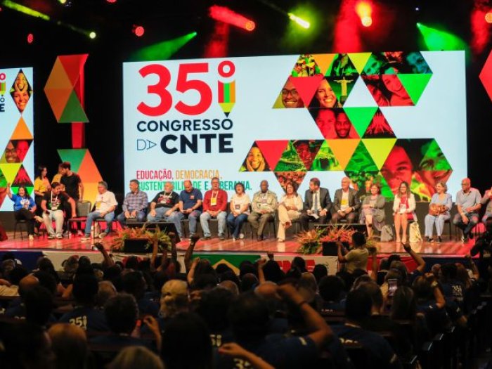 SINTERO participa do 35º Congresso da CNTE em Brasília