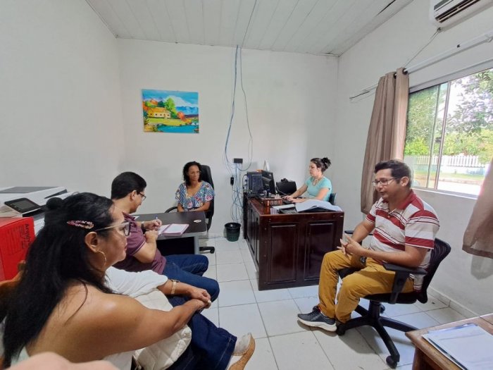 Prefeitura de Campo Novo de Rondônia atende reivindicação do Sintero - Regional Estanho e atualiza Piso do Magistério