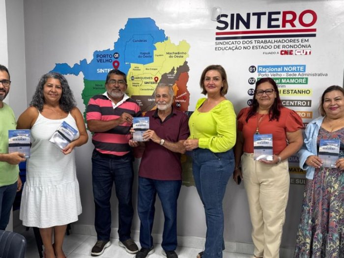 SINTERO recebe autor do livro 