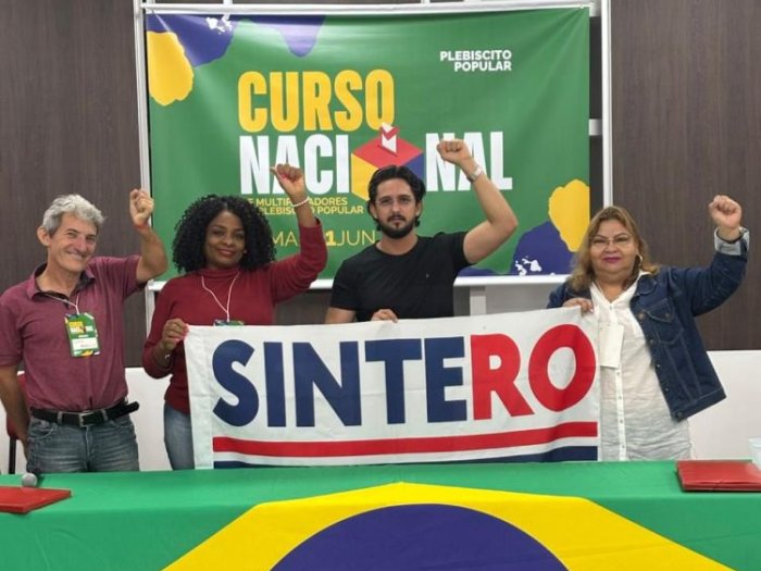SINTERO participa do curso nacional para fortalecer o plebiscito popular