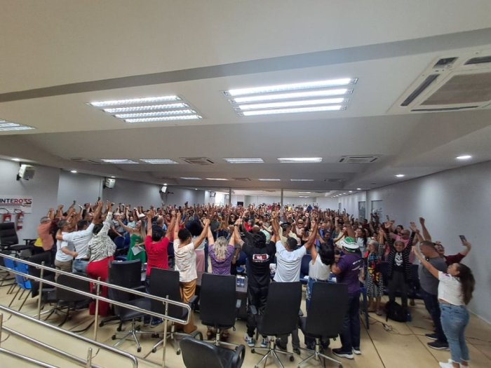 Profissionais da educação reafirmam o SINTERO como legítimo representante