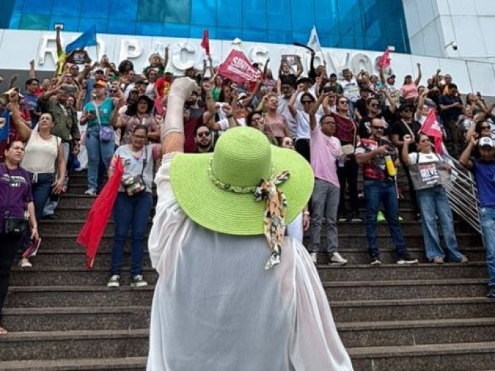 Força e mobilização: profissionais da educação exigem respostas concretas da SEDUC