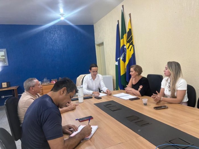 SINTERO debate pautas da educação municipal em reunião com a Semad