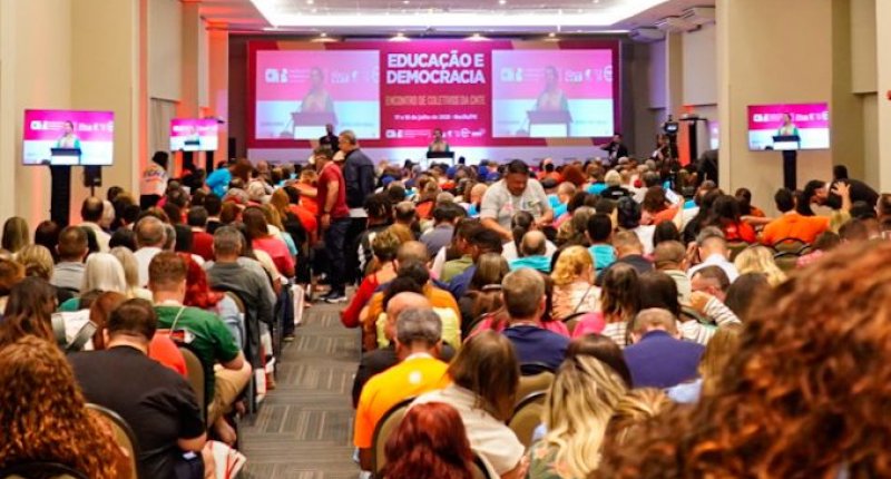 SINTERO participa de Encontro Nacional de Coletivos em defesa da educação pública