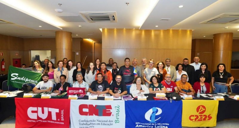 Coletivo de comunicação promove troca de experiências entre os sindicatos filiados à CNTE