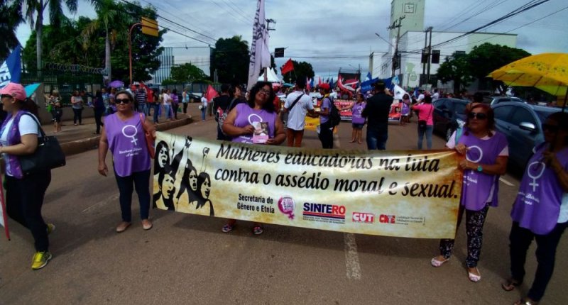 Sintero participa de marcha do Dia Internacional da Mulher