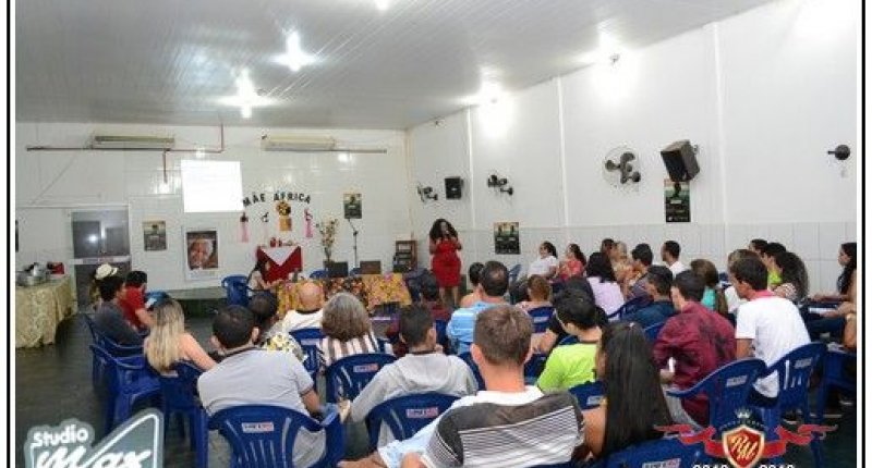 Sintero realiza roda de conversa sobre o Centenário de Nelson Mandela, em Rolim de Moura