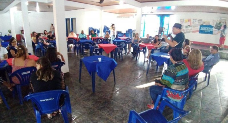 SINTERO ITINERANTE: Técnicos educacionais participam do chá da tarde na sede da Regional Centro I e tiram dúvidas sobre diversos assuntos