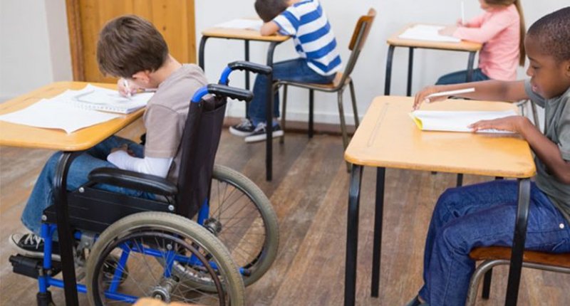 FALSA INCLUSÃO: Escolas sem estrutura para atender estudantes com deficiência