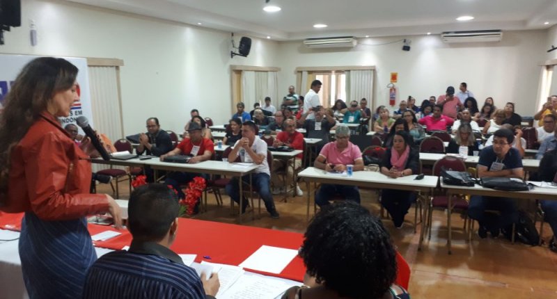 Secretária da Seduc visita o Planejamento Estratégico do Sintero e confirma o pagamento em junho do reajuste salarial da greve