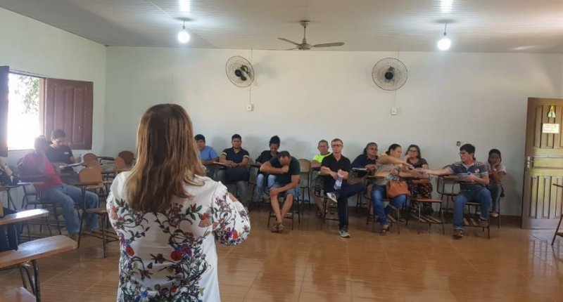 Sintero realiza assembleias na Regional Guaporé para tratar sobre a pauta de reivindicação dos trabalhadores em educação 