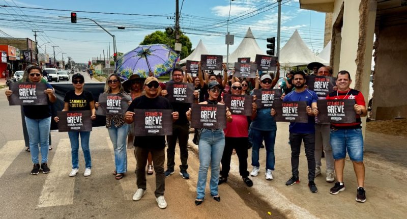 Profissionais da educação estadual realizam Pit-Stop e anunciam nova mobilização em Porto Velho
