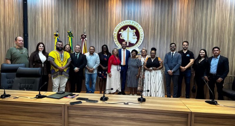 SINTERO participa da posse de novos conselheiros do CEPIR