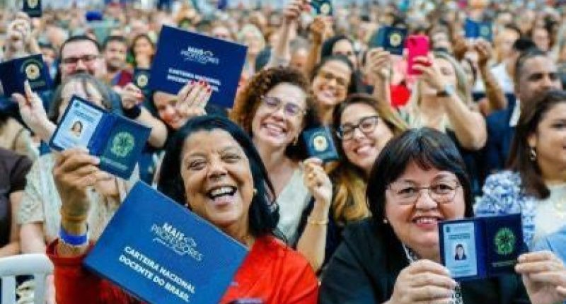 SINTERO informa: atualização dos dados dos professores da rede estadual no e-Social federal começa a ser feita pela Seduc