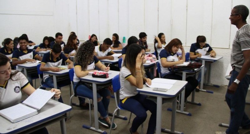 SINTERO informa: abertos os editais de concurso para professores/as e técnicos/as da rede estadual