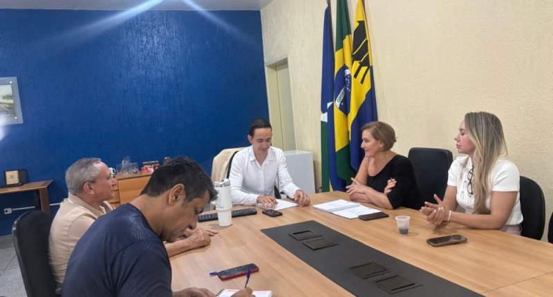 SINTERO debate pautas da educação municipal em reunião com a Semad