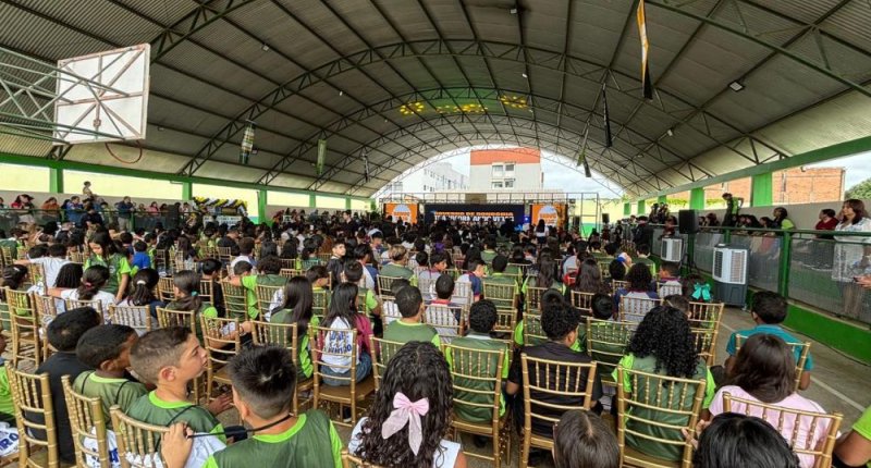 SINTERO participa de solenidade de abertura das aulas da rede estadual