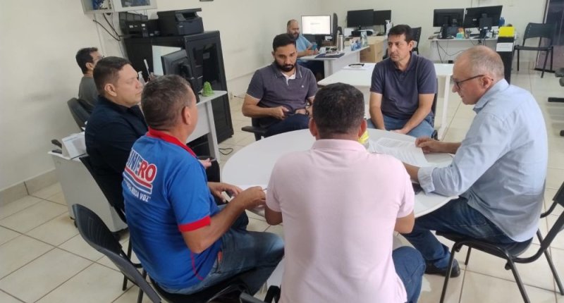 Previdência de Guajará-Mirim: Regional Mamoré e Assessoria Jurídica do SINTERO debatem proposta em reunião com o Ipreguam