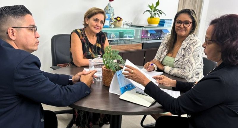 SINTERO debate recursos do Fundeb, Consup e abono em reunião no IDEP