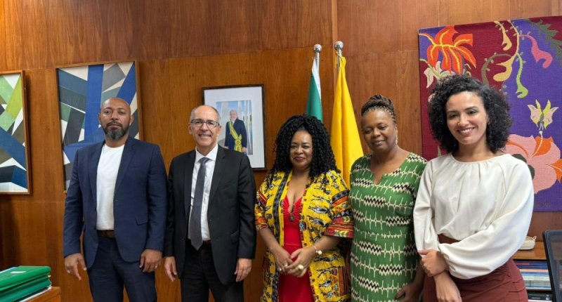 SINTERO participa de reunião com embaixador sobre proposta internacional de reparação pelo tráfico negreiro