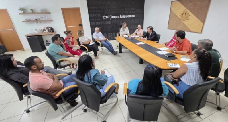SINTERO apresenta proposta da Prefeitura de Ariquemes para profissionais da educação municipal da Regional Estanho